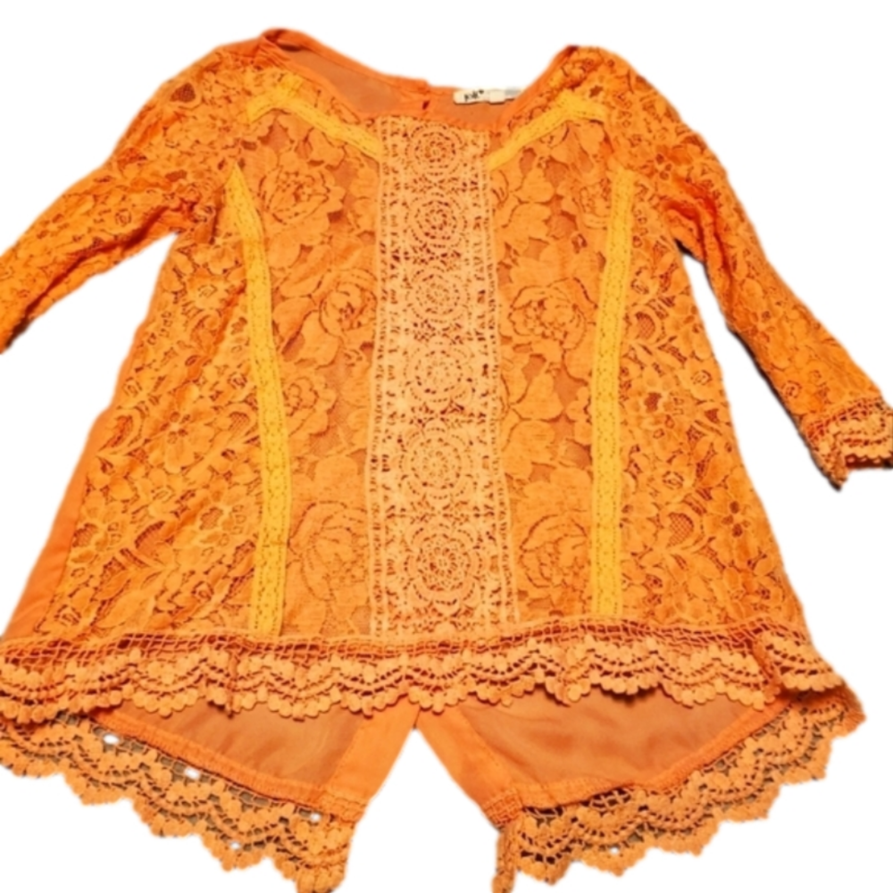 JOLT lacey top